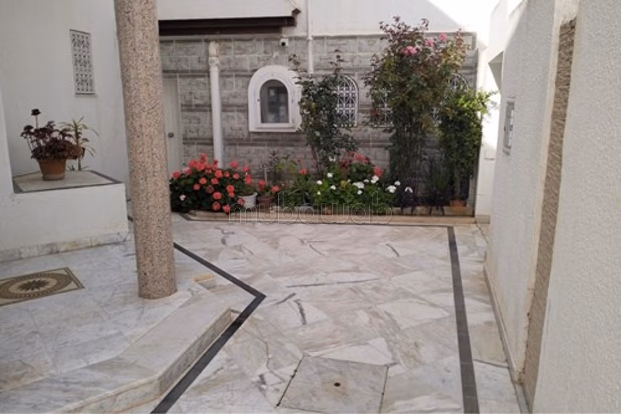 À vendre villa à menzah 5