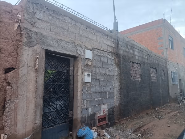 House for sale 120 square meters judicial ownership
