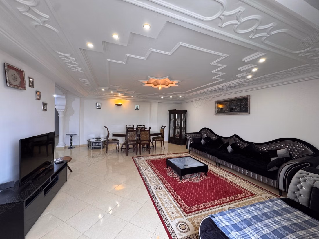 For sale independent villa with pool in Kélibia
