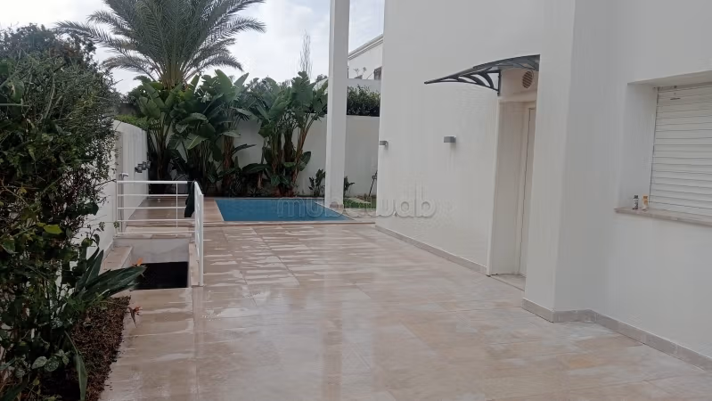 A vendre villa de maitre à Gammarth