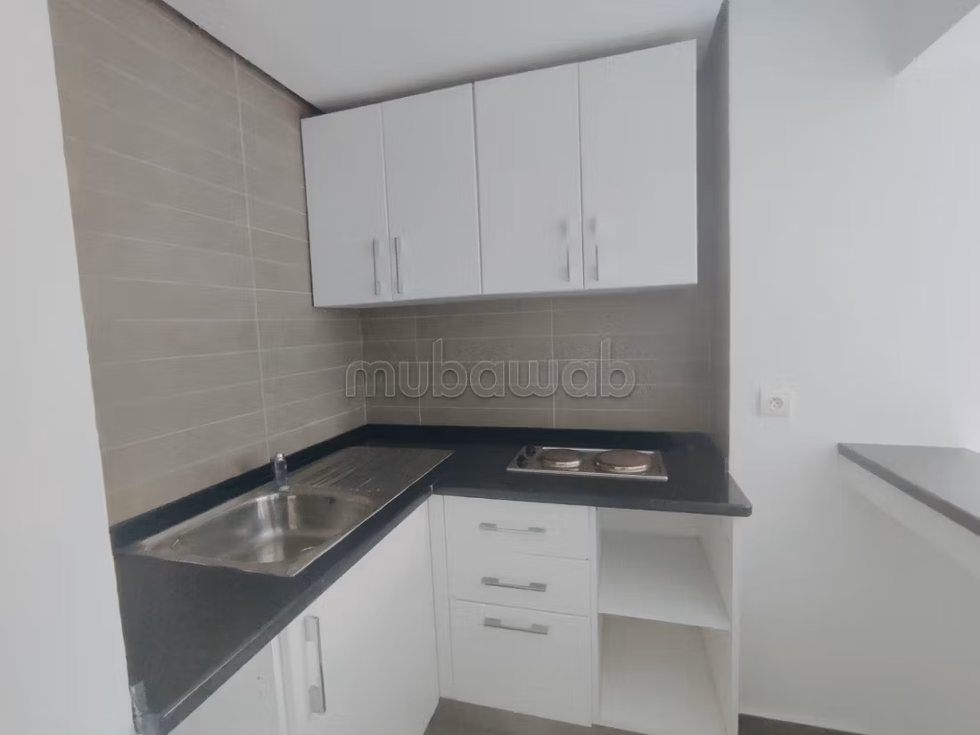 Villa S4 con piscina e vista mare, Marsa Corniche