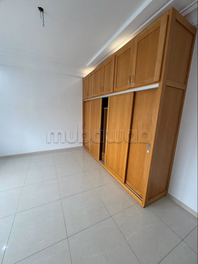 Somptueuse maison à vendre à Borj Cedria. 7 belles chambres. Bien meublé