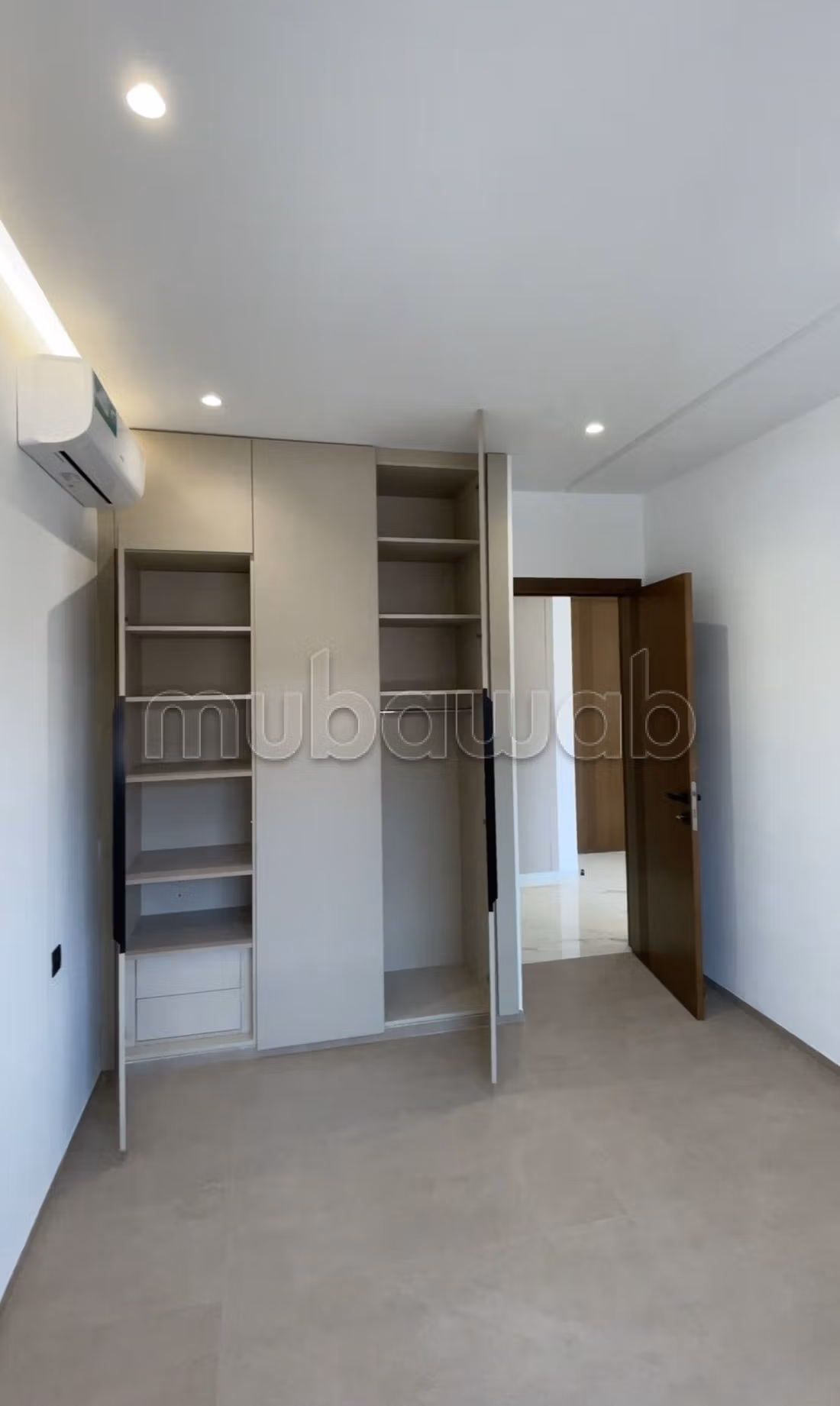 Appartamento S1 nuovo Chotrana 2