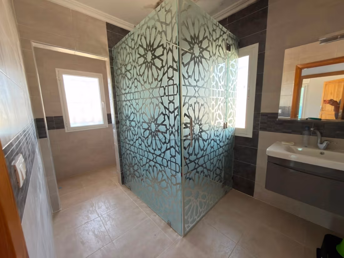 Villa a vendre vue mer oued alyene