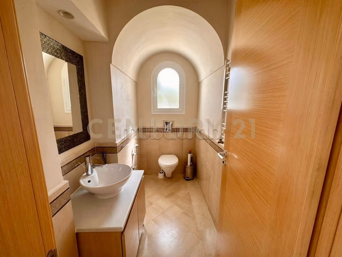 In affitto villa S4 con piscina a Gammarth
