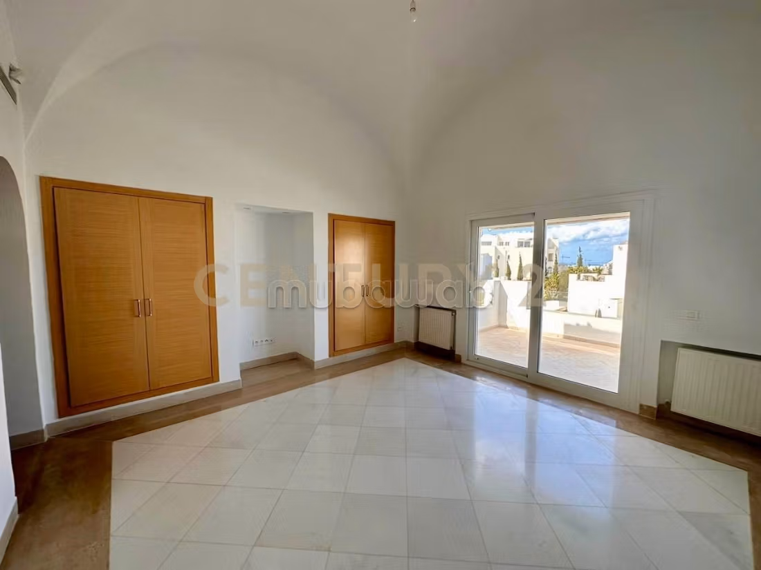 In affitto villa S4 con piscina a Gammarth