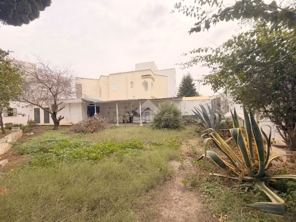 Terrain de 1017 m² à la marsa cité du stade
