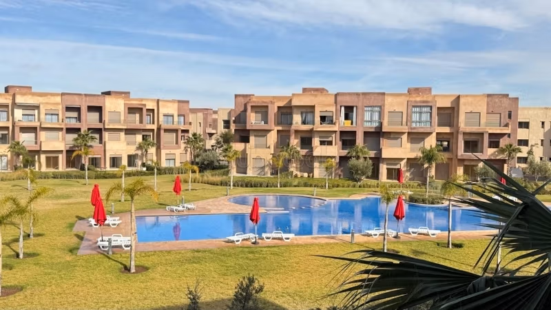 Appartamento con 1 camera da letto nuovo in affitto a lungo termine ad Argan Golf