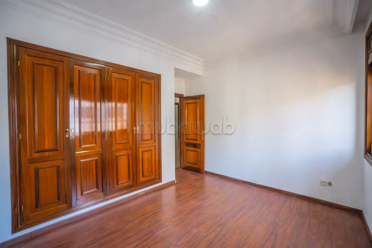 Appartement 161 m² à Les Hôpitaux — 8