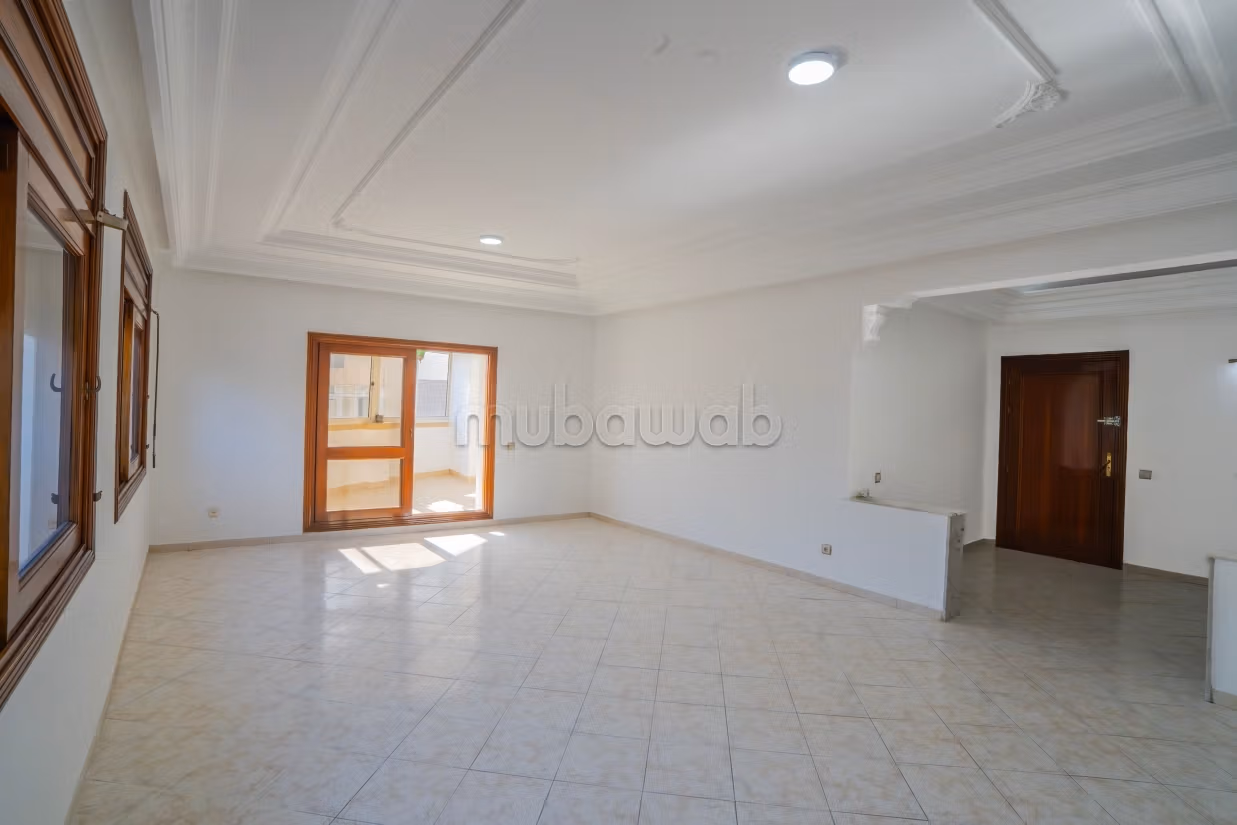 Appartement 161 m² à Les Hôpitaux — 2