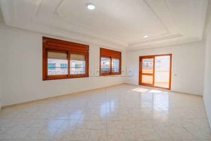 Appartement Bijou étage élevé Les Hopitaux