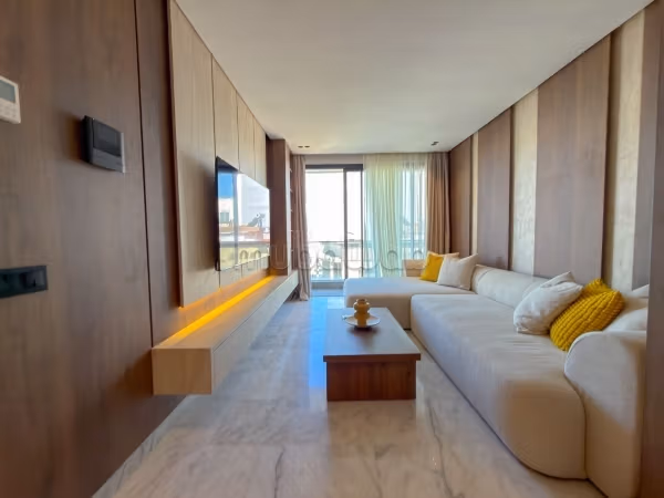 EN ALQUILER – Estudio amueblado en el barrio L'Hermitage