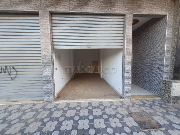 Commercieel pand te koop in Deroua. Oppervlakte van 27 m²