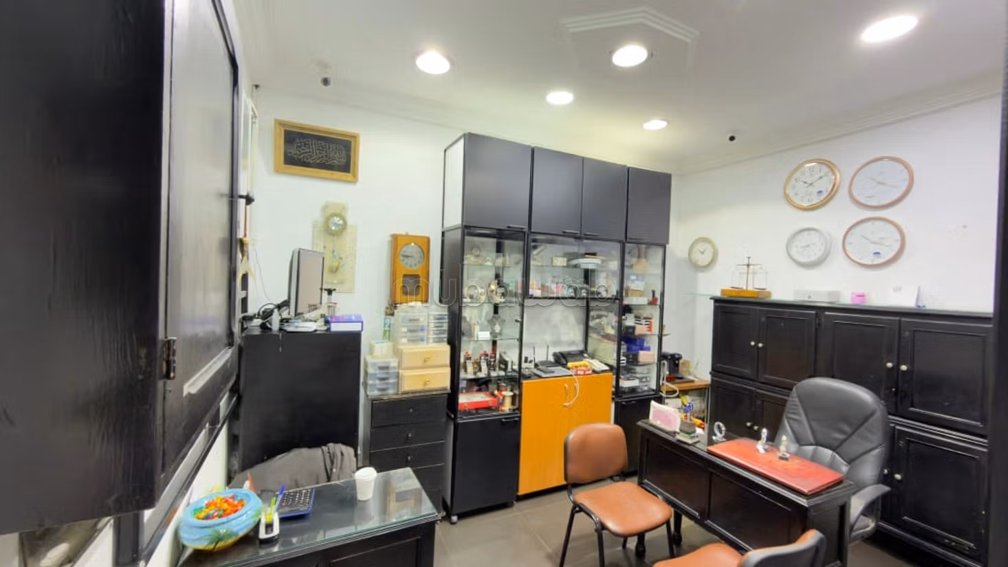 À Vendre – Fonds de Commerce 16 m²