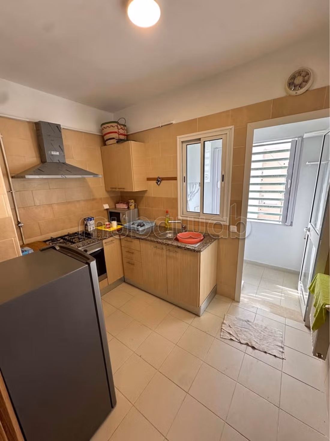 S1 Haut Standing à louer 
Bhar Lazreg 
950 DT