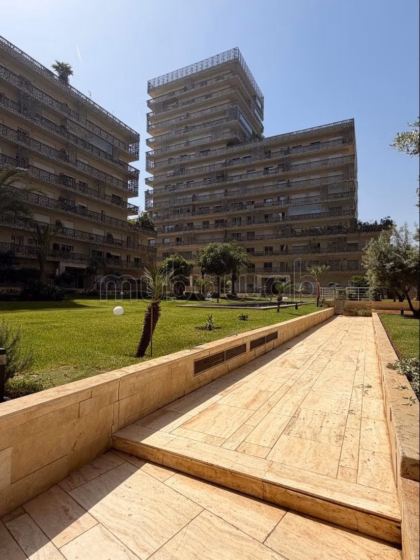 Magnifique appartement de deux chambres meublé a louer sur anfa Sky