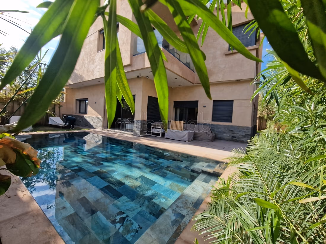 Luxurious Villa with Pool for Long-Term Rent at Noria Golf
