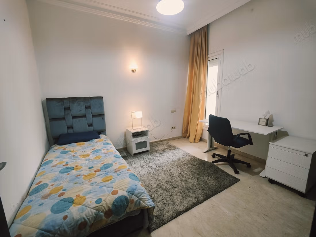 Beautiful apartment for rent in Racine. Total area 210 m²