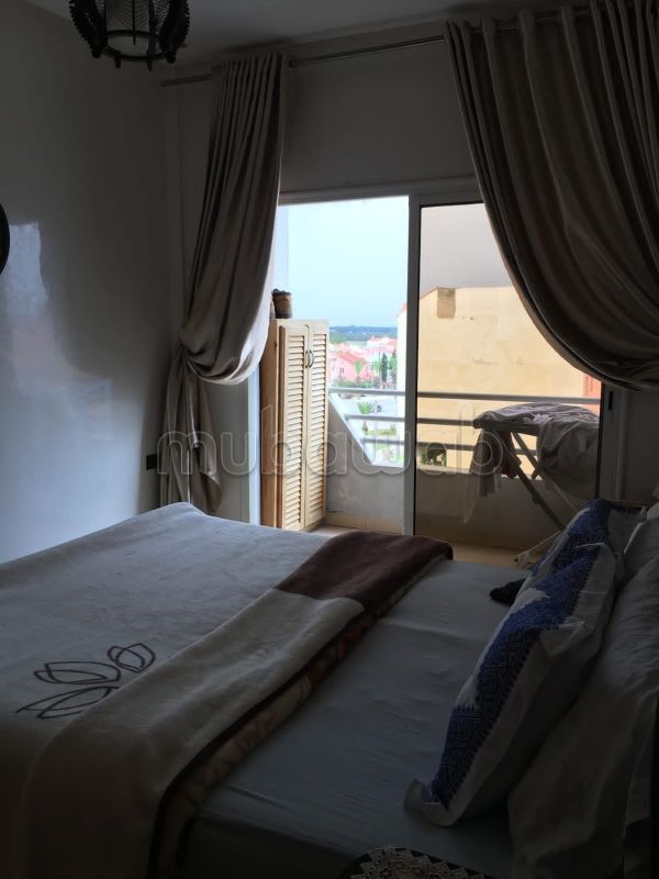 Venta de un bonito apartamento en Quartier Soufal. 4 habitaciones agradables