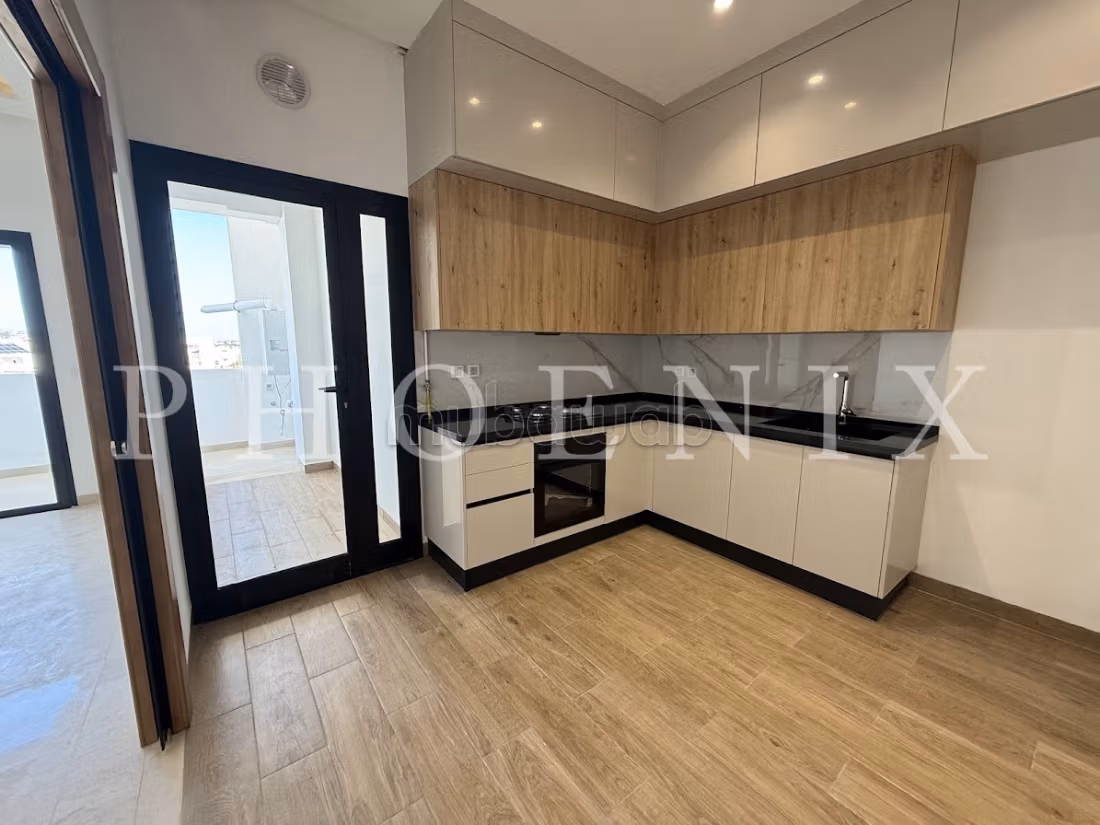 Appartement s2 avec terrasse vue dégagée aux JDC