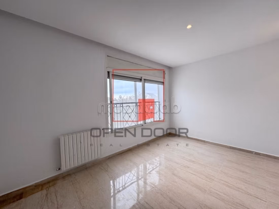 S3 Apartment with Sea View in La Marsa