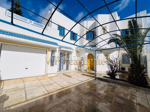 A Vendre un Duplex en s4 à la Marsa cité el khalil