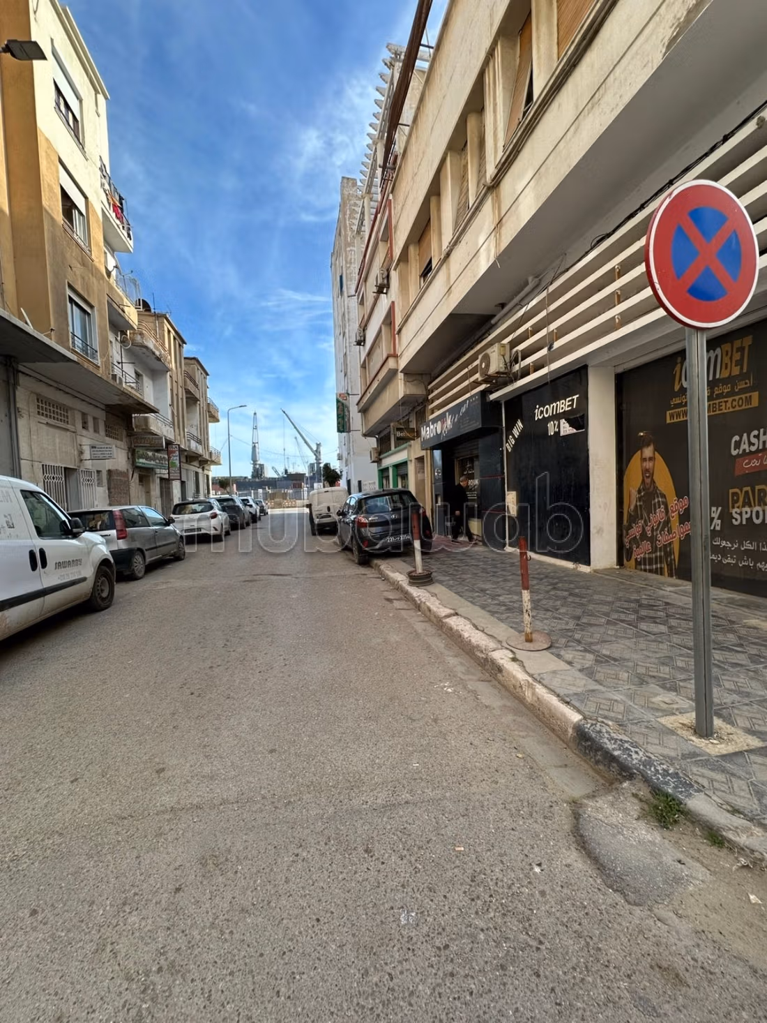 Negozio in vendita – Beb Bhar