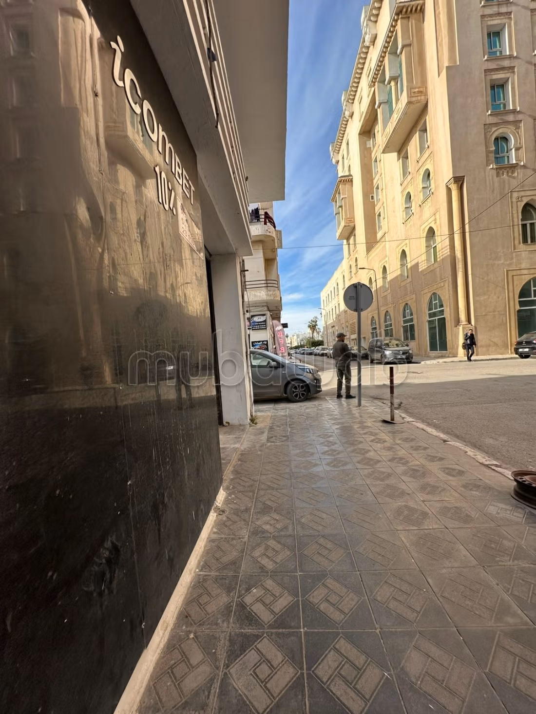 Negozio in vendita – Beb Bhar