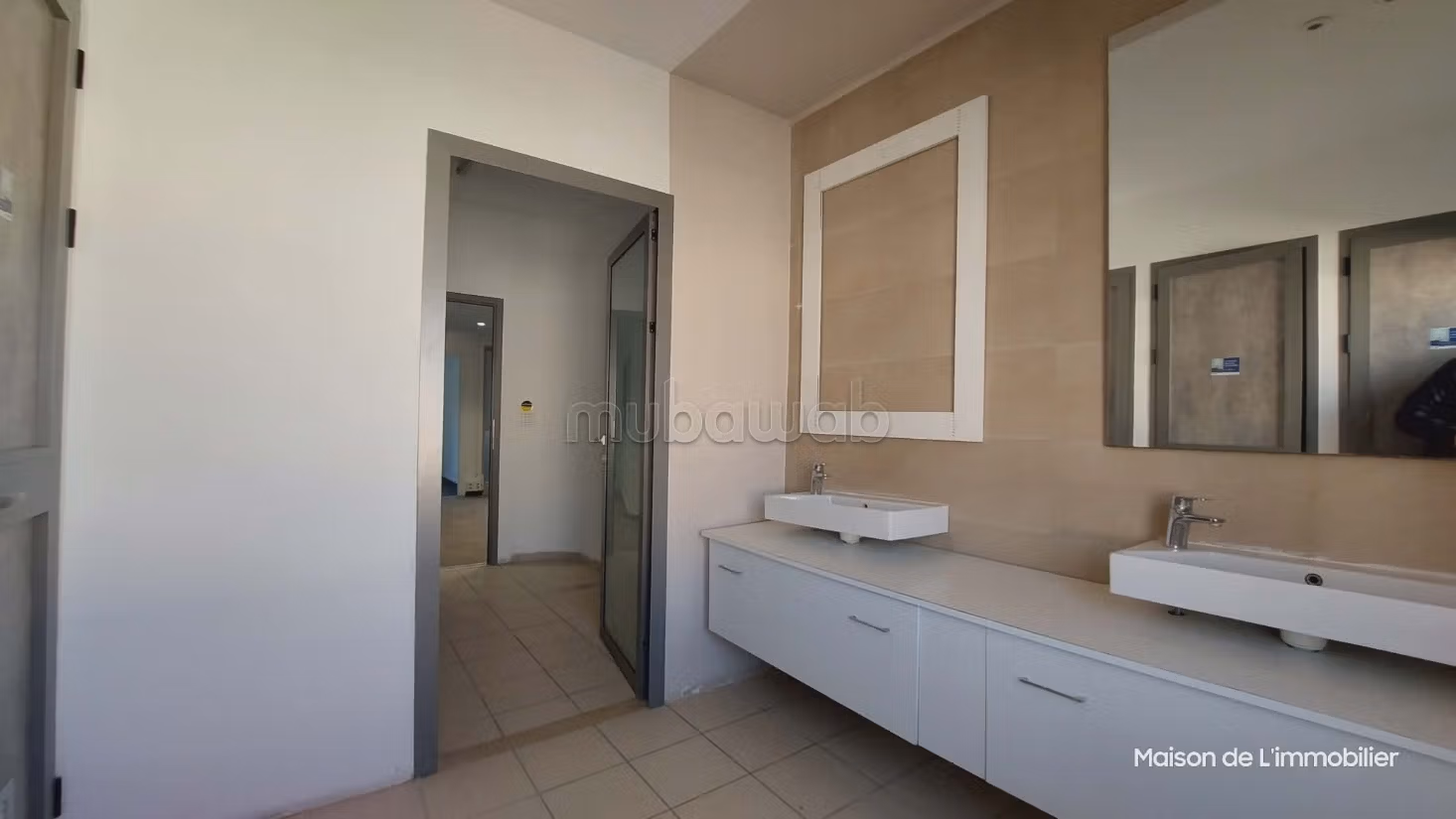 Plateau Bureaux 500 m² Charguia 1