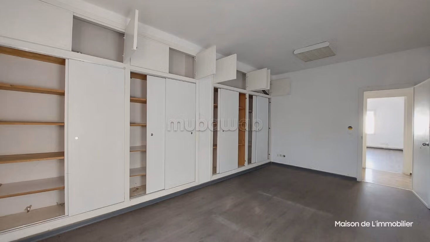 Plateau Bureaux 500 m² Charguia 1