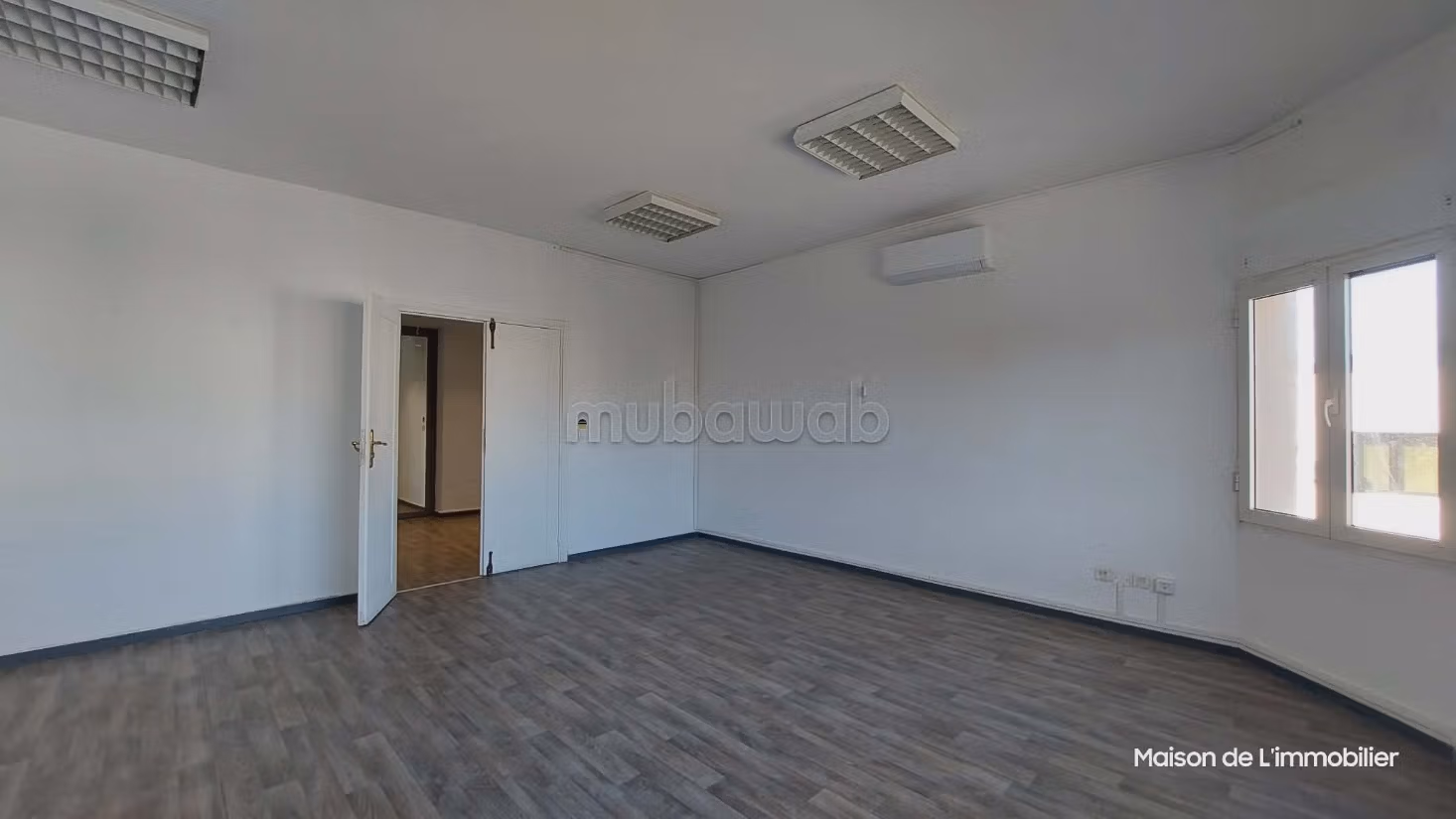 Plateau Bureaux 500 m² Charguia 1