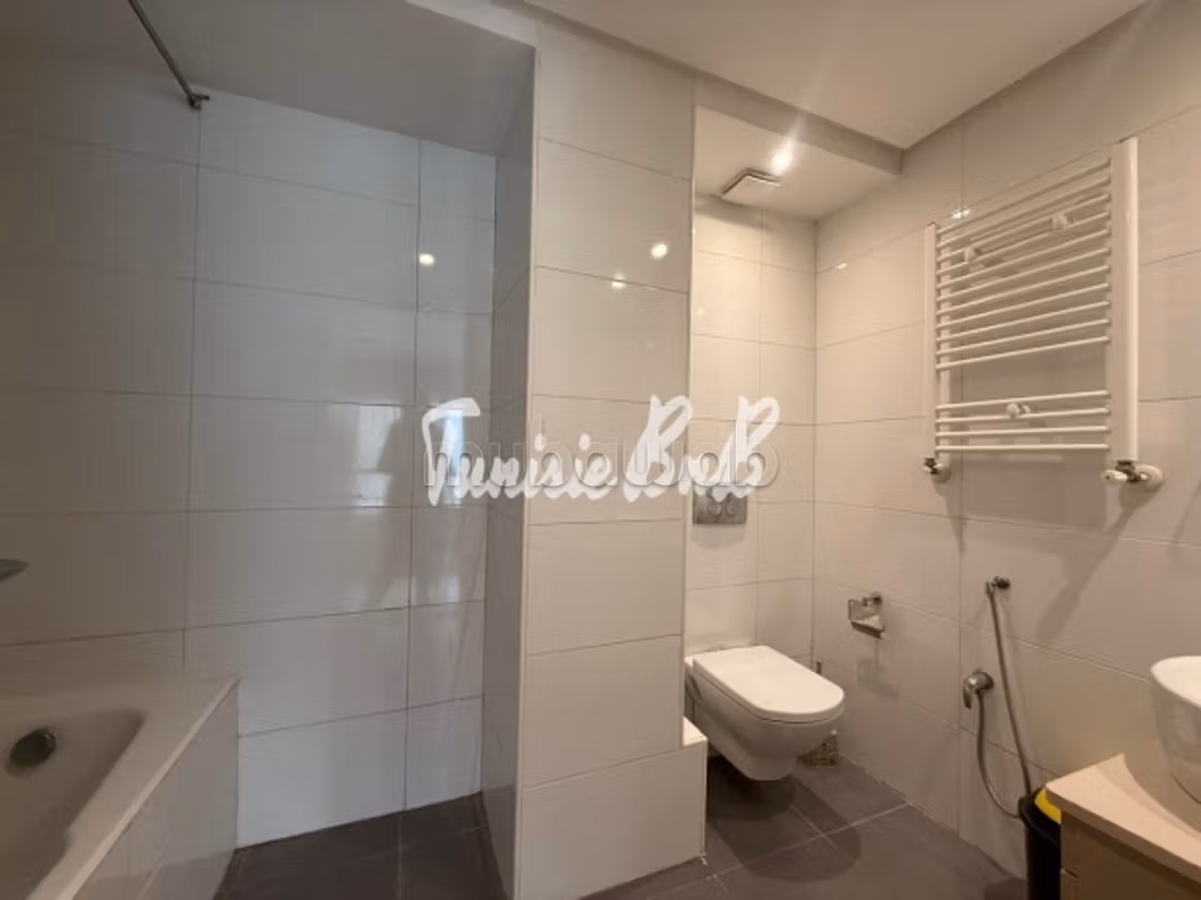 Affittato loft S2 arredato lago 2