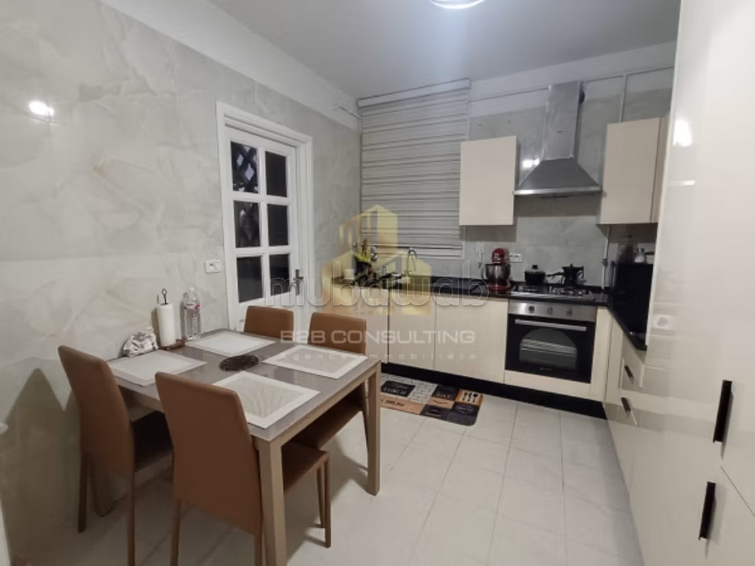 A vendre S3 HST rénovè a cite Khalil Marsa