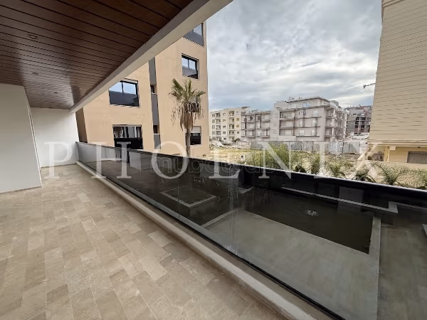 Appartement S3 avec terrasse aux JDC
