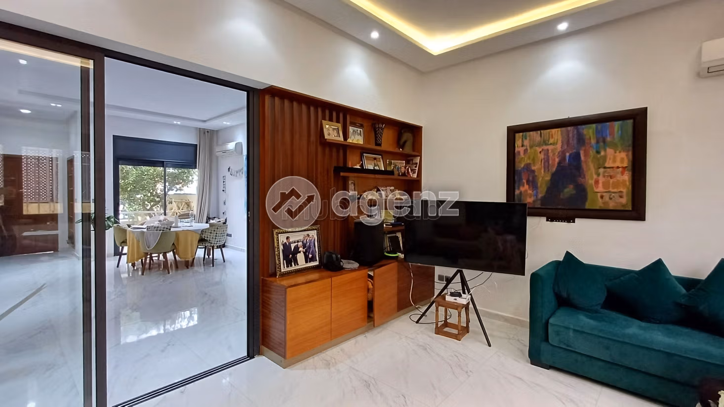 Villa à louer 203 m², 6 chambres Hay Riad Rabat