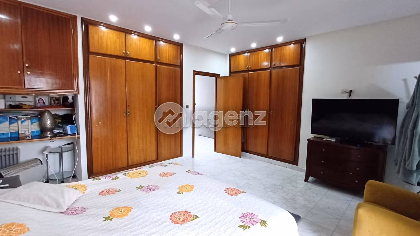 Villa à louer 203 m², 6 chambres Hay Riad Rabat