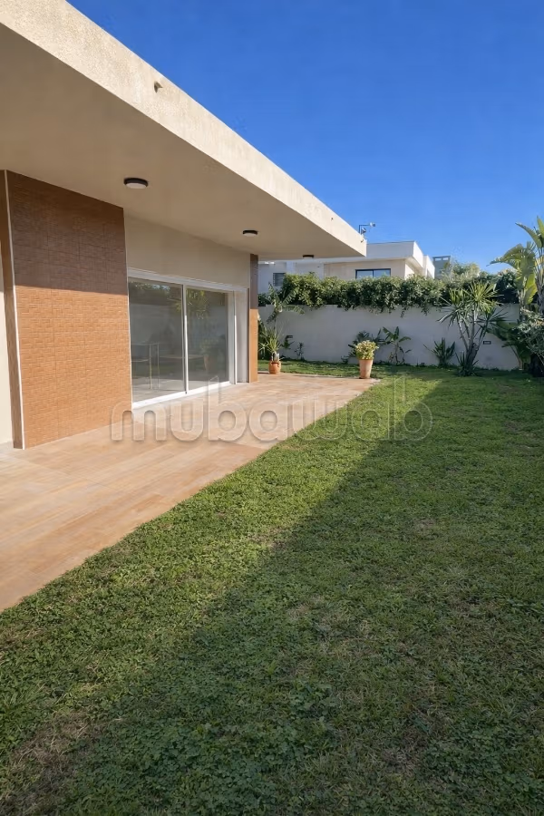 Villa su un piano a La Soukra vicino all'aeroporto