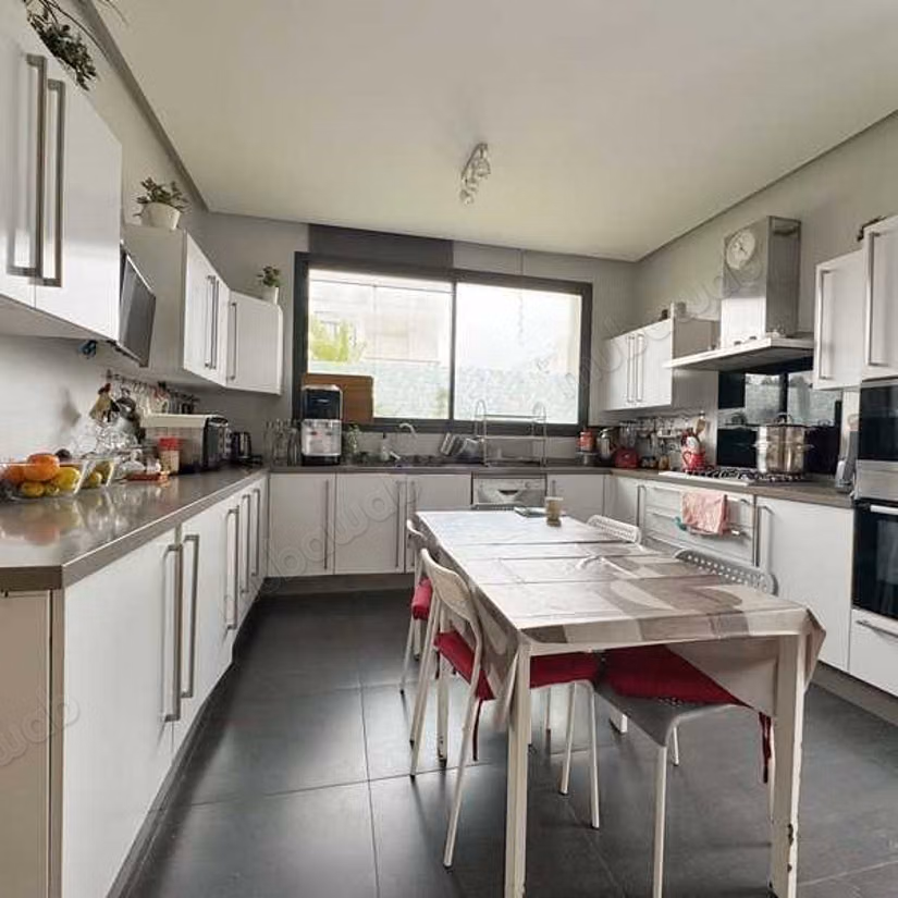 Villa for Sale of 429.0 m² in Dar Bouazza, Tamaris1