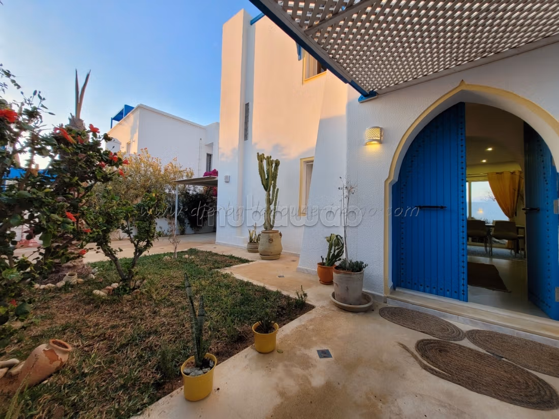A vendre Belle maison S3 meublée houmt souk