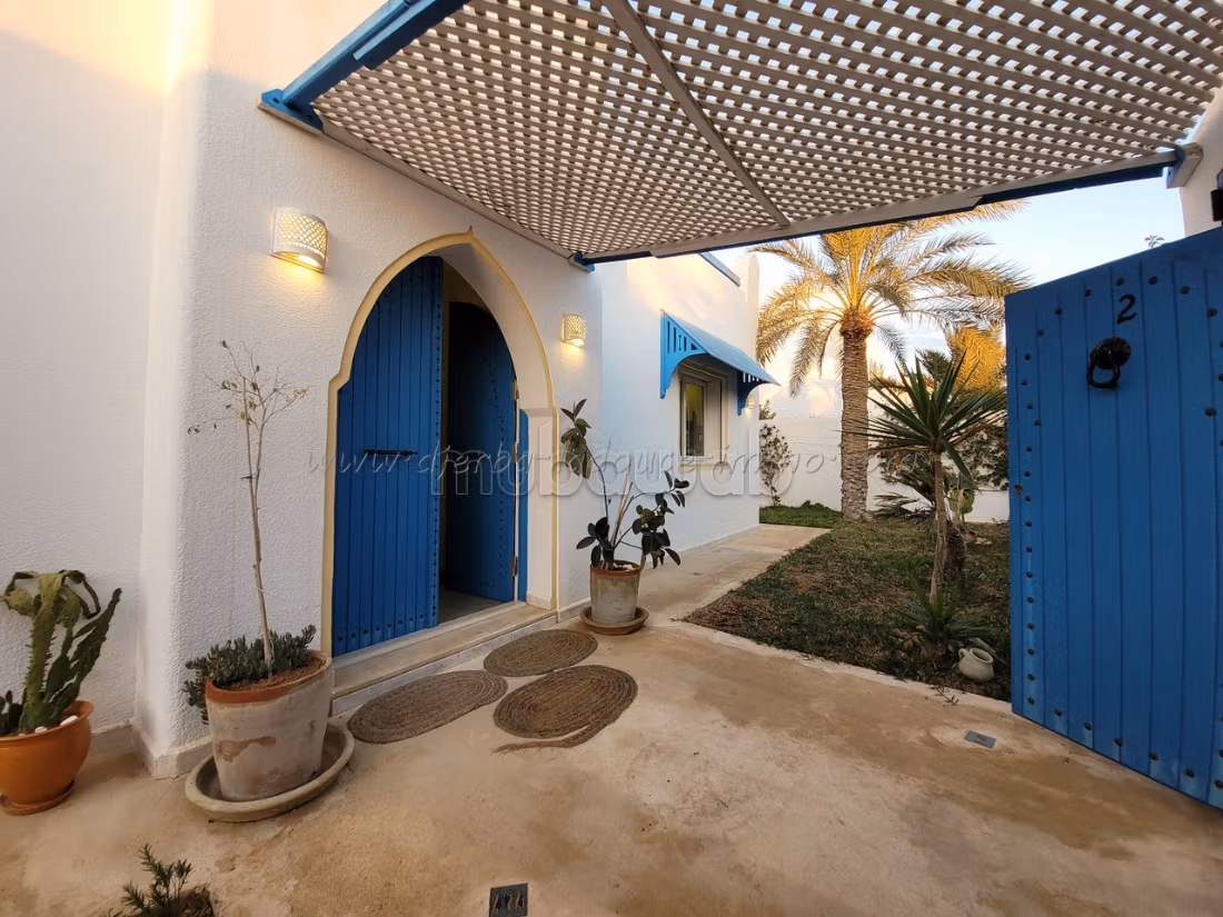 A vendre Belle maison S3 meublée houmt souk