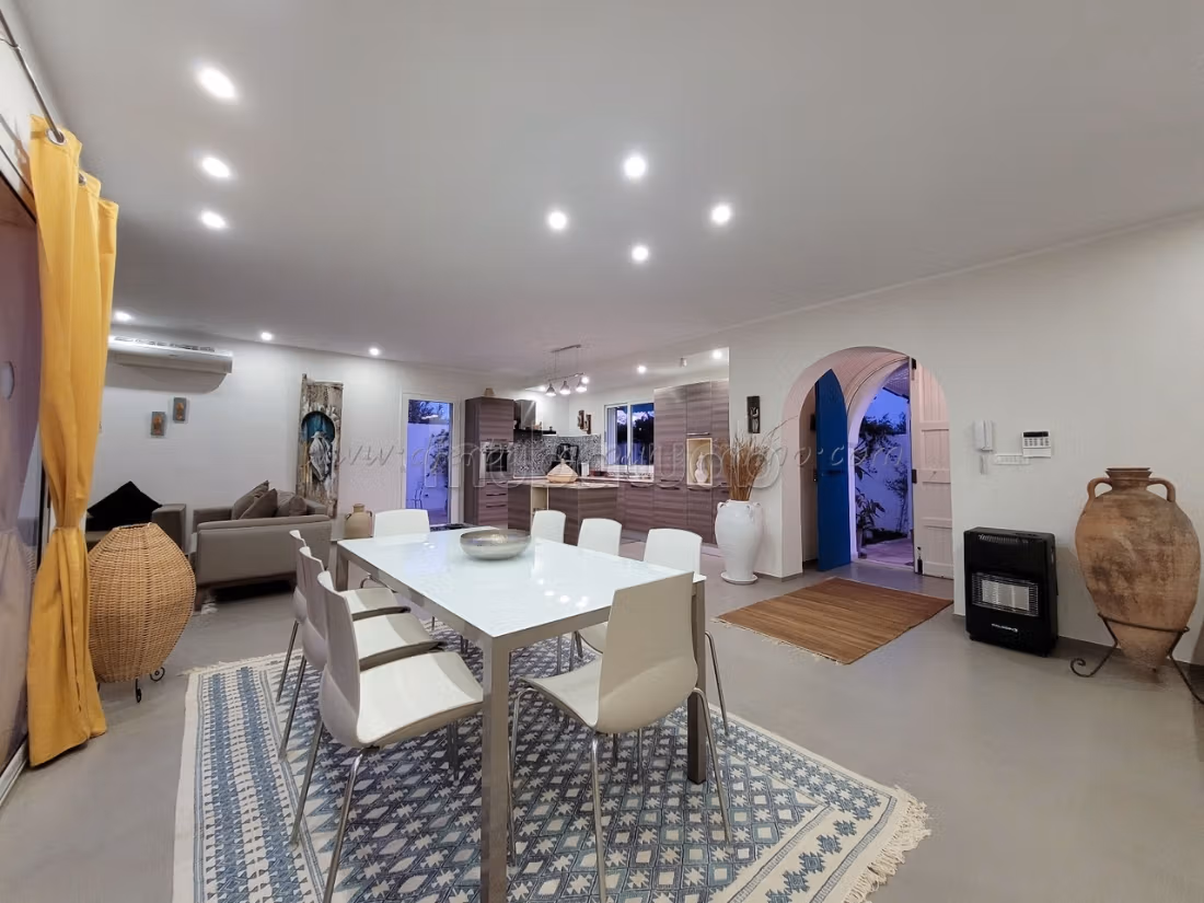 A vendre Belle maison S3 meublée houmt souk