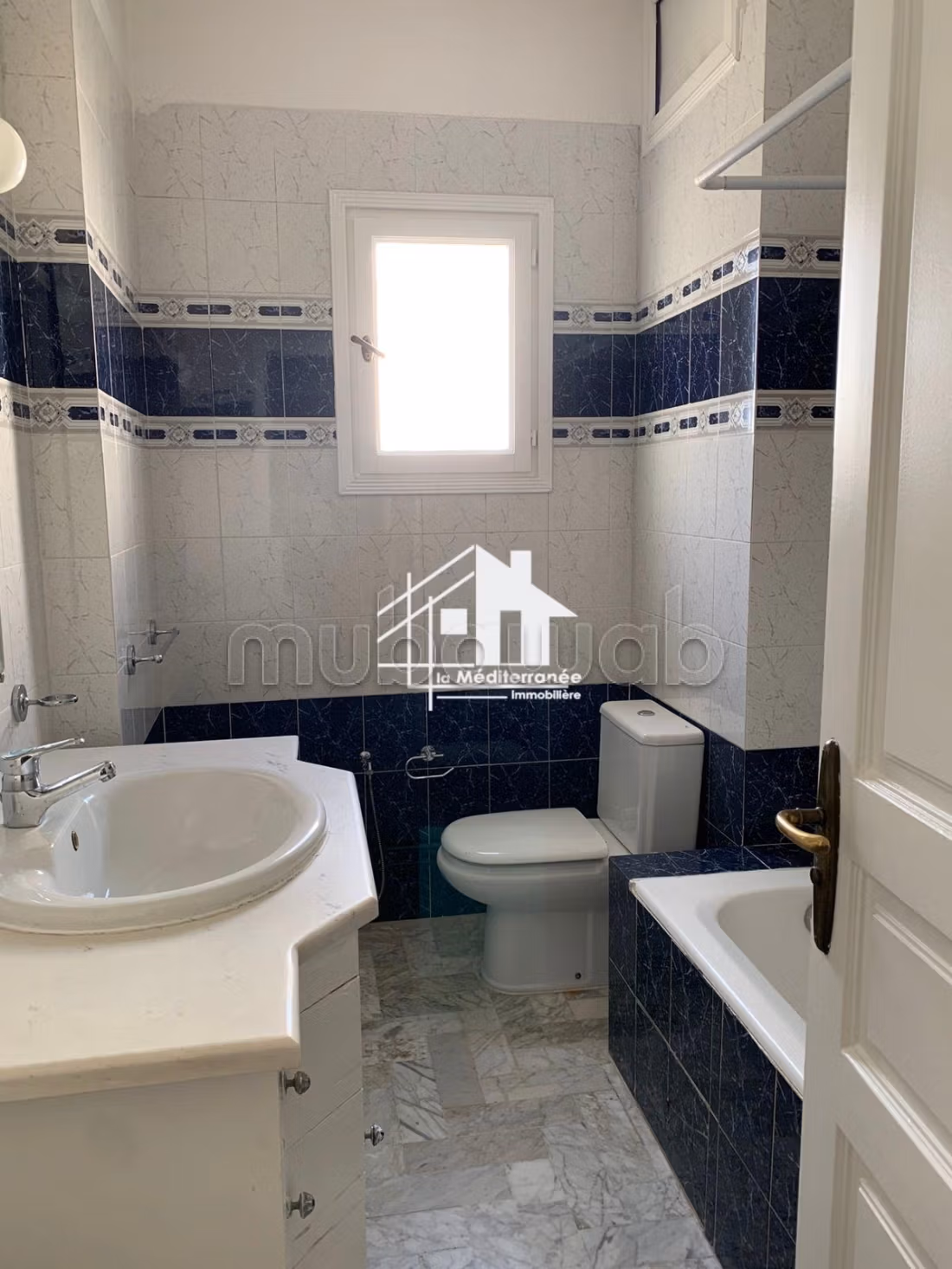 A vendre appartement s3 à ennaser 1