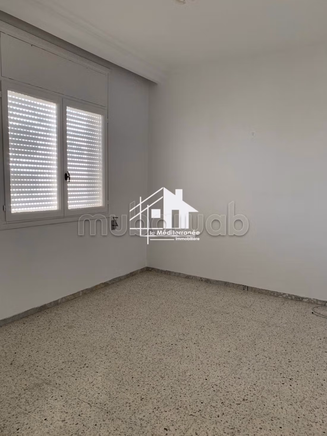 A vendre appartement s3 à ennaser 1