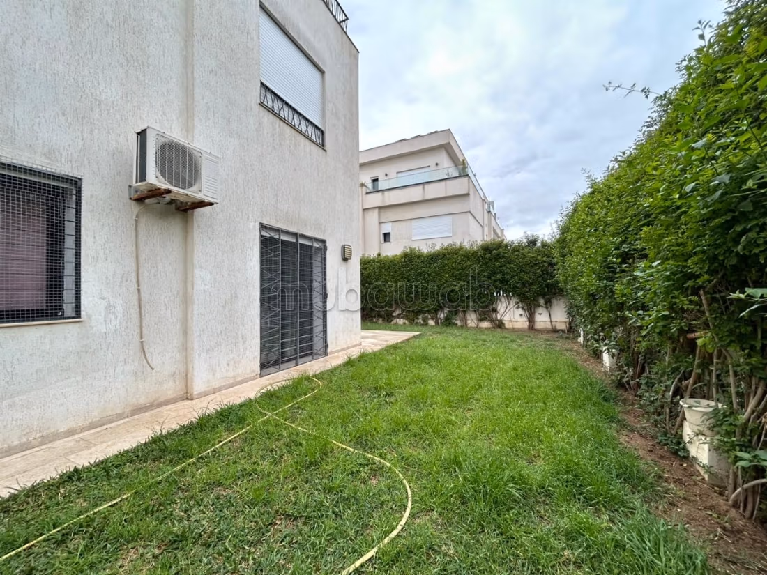 Appartement S3 avec jardin à La Soukra
