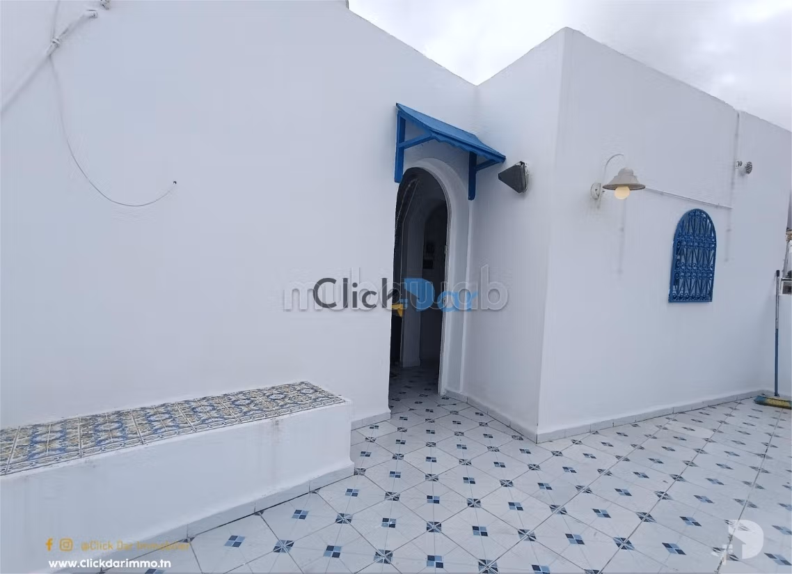 Un appartement en S1 au 2éme etage a louer