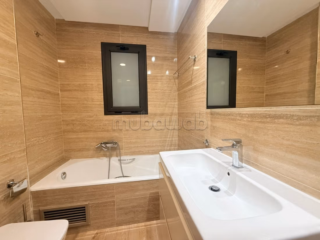 A vendre un s2 aux jardins de carthage