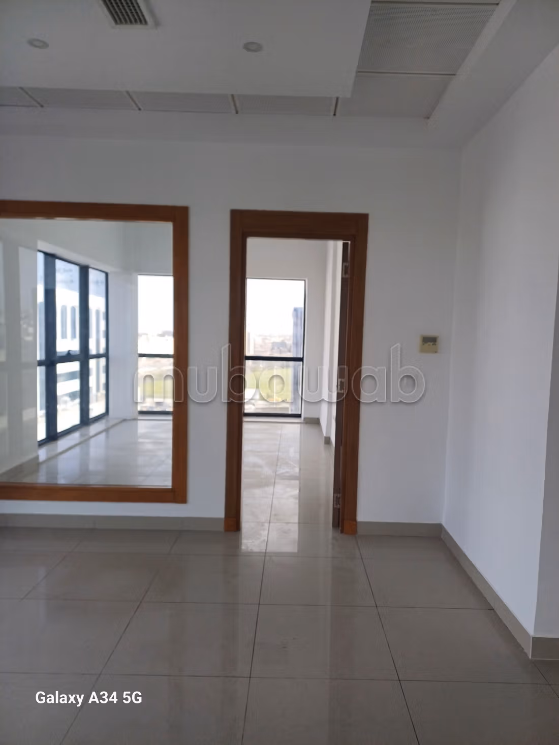 Location bureau de 158 m2 au centre urbain nord