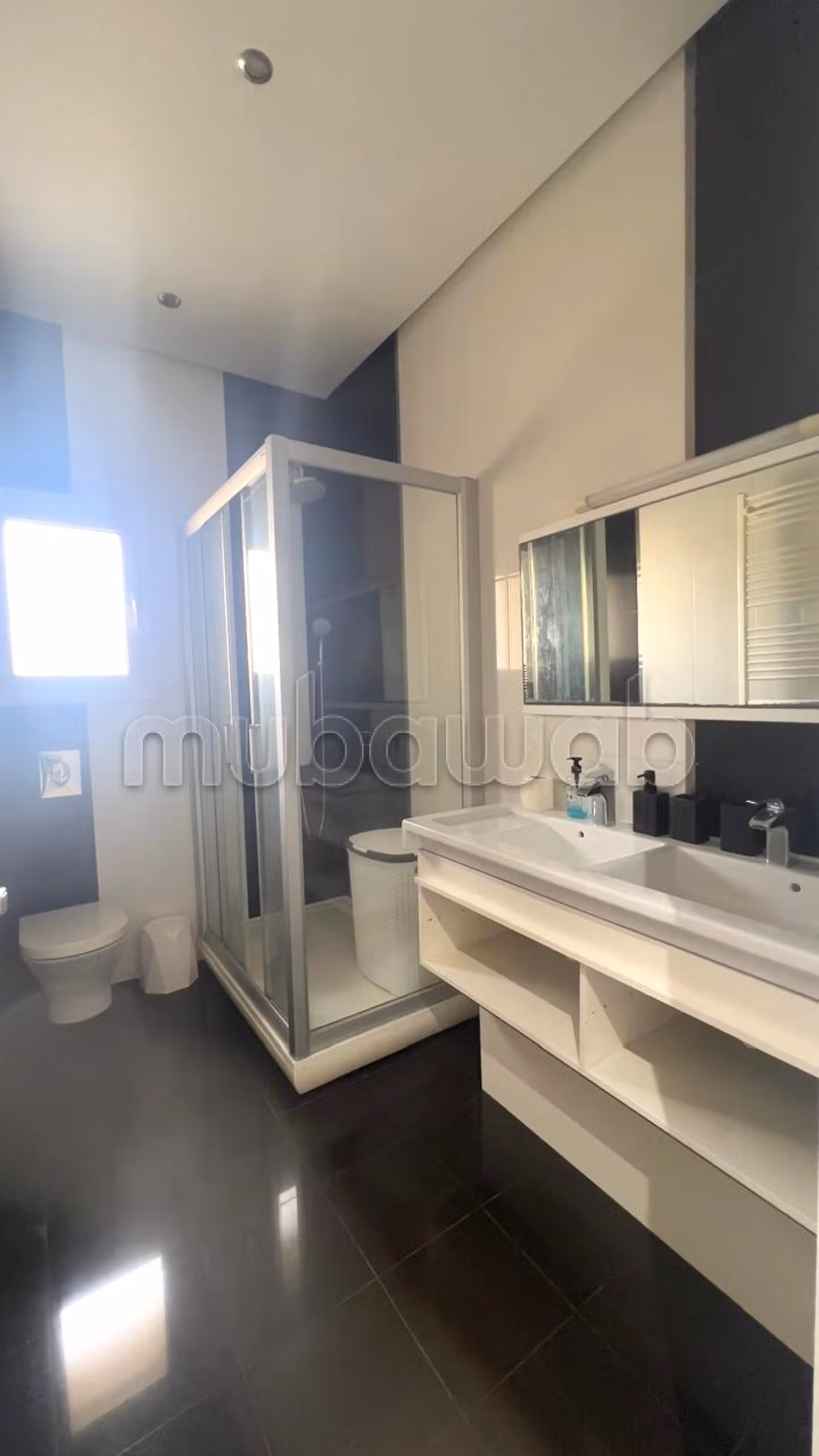 Piano di villa arredato in affitto