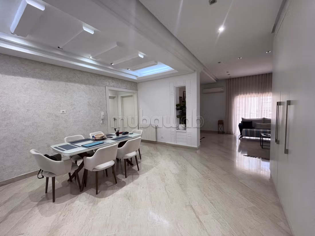 Piano di villa arredato in affitto