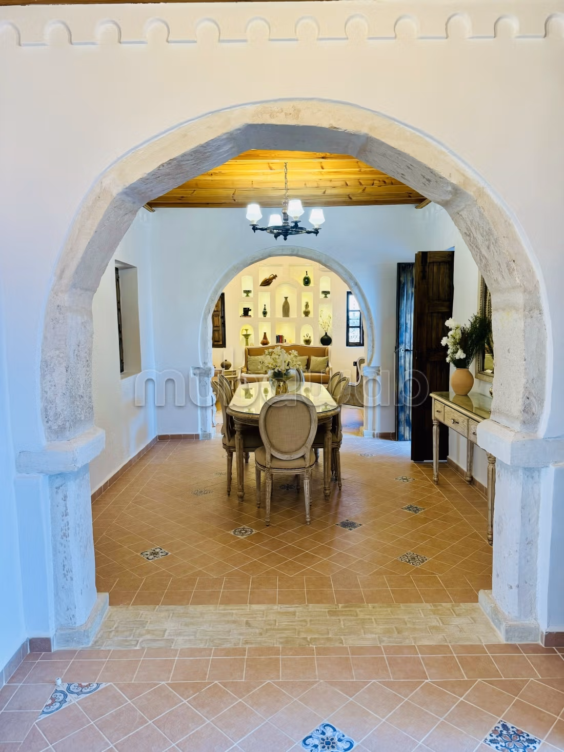Casa dei sogni tra ulivi e tramonto